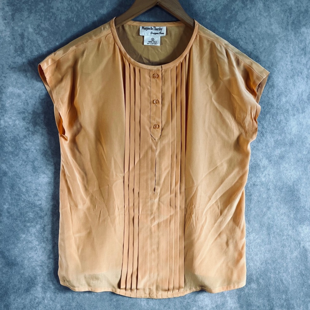 Marguerite Thursby Silk Blouse Women 12 Peach Pintuck Pleated Cap Sleeve Vintage